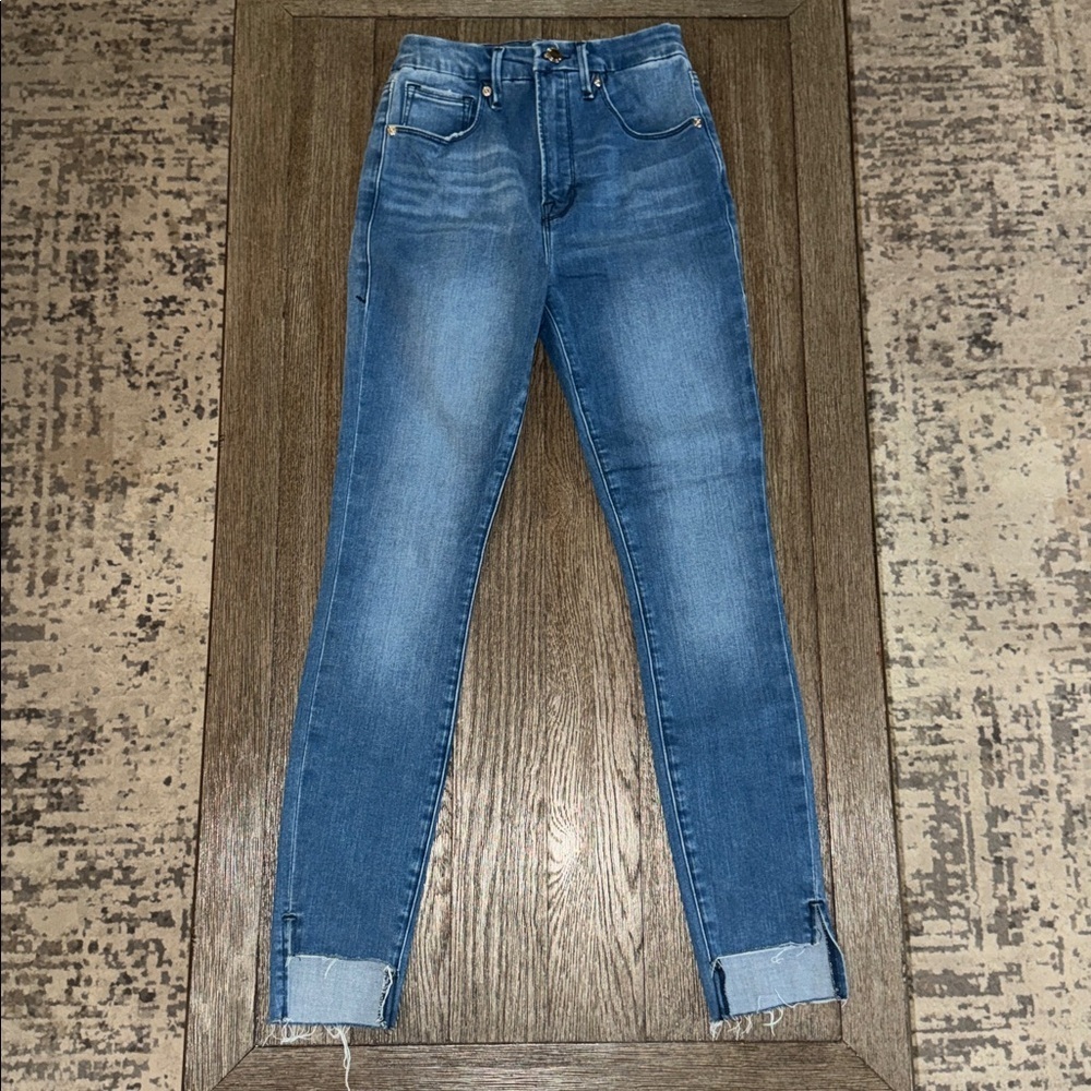 Good American Good Waist Step Hem Skinny Jeans Blue435